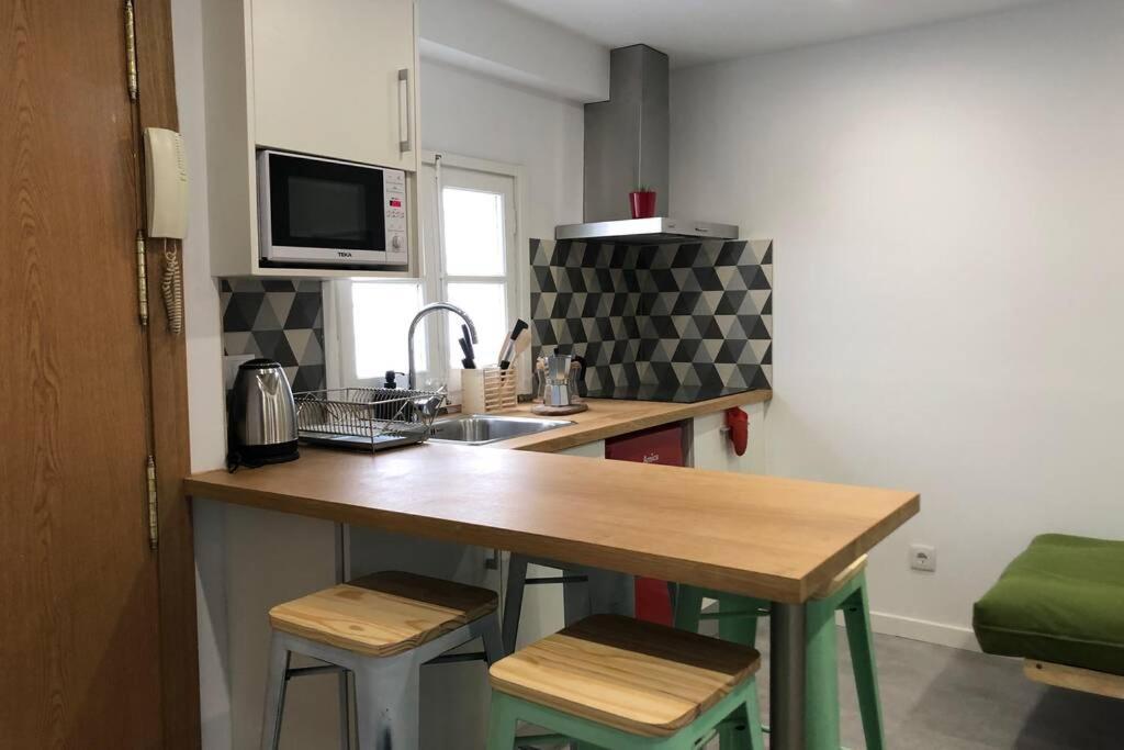אספלוגס דה לוברגאט M3 Terrace. Cool Apartment 15 Min Center By Metro מראה חיצוני תמונה