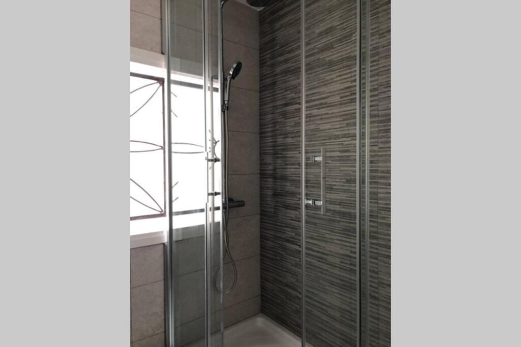 אספלוגס דה לוברגאט M3 Terrace. Cool Apartment 15 Min Center By Metro מראה חיצוני תמונה