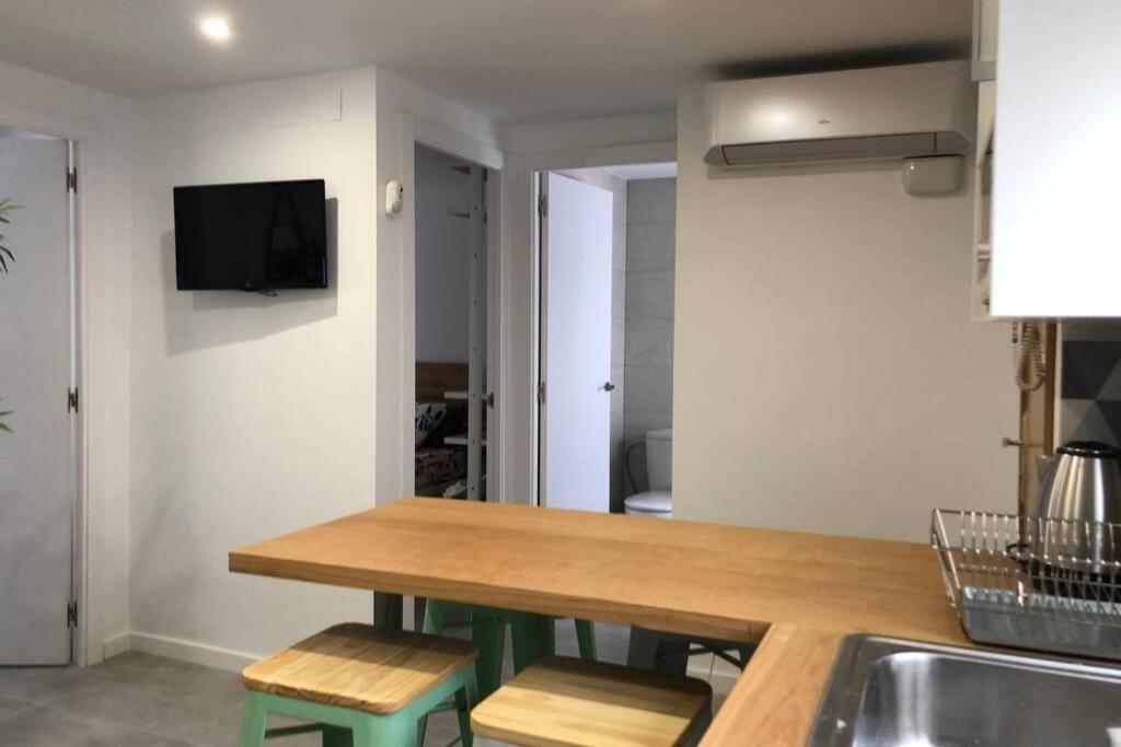 אספלוגס דה לוברגאט M3 Terrace. Cool Apartment 15 Min Center By Metro מראה חיצוני תמונה