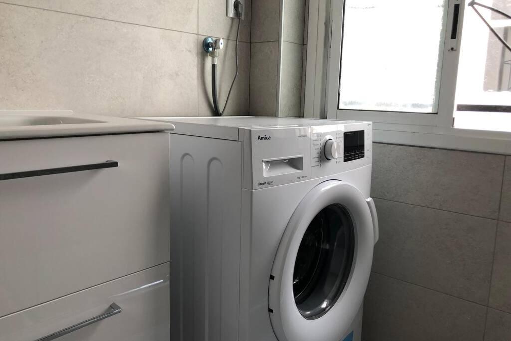 אספלוגס דה לוברגאט M3 Terrace. Cool Apartment 15 Min Center By Metro מראה חיצוני תמונה