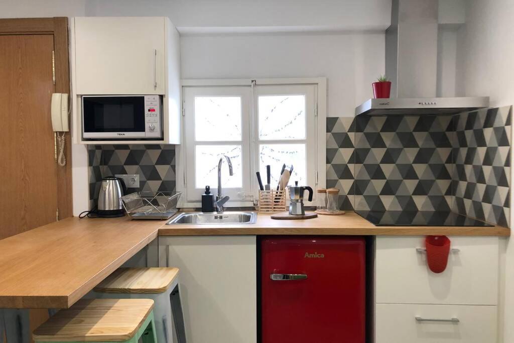 אספלוגס דה לוברגאט M3 Terrace. Cool Apartment 15 Min Center By Metro מראה חיצוני תמונה